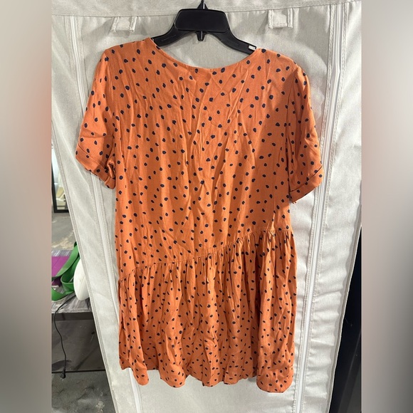 By Together Flowy Knee Length‎ Polka Dot Dress Size L Organge Navy Blue Ruffle - Picture 6 of 6